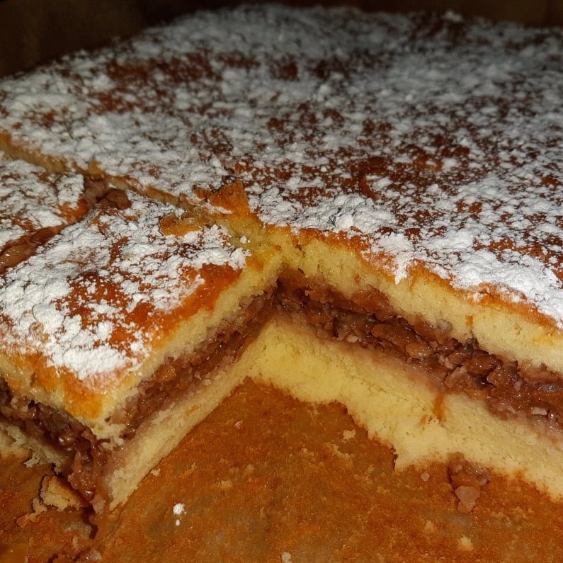 prăjitură turnată cu mere și nuci